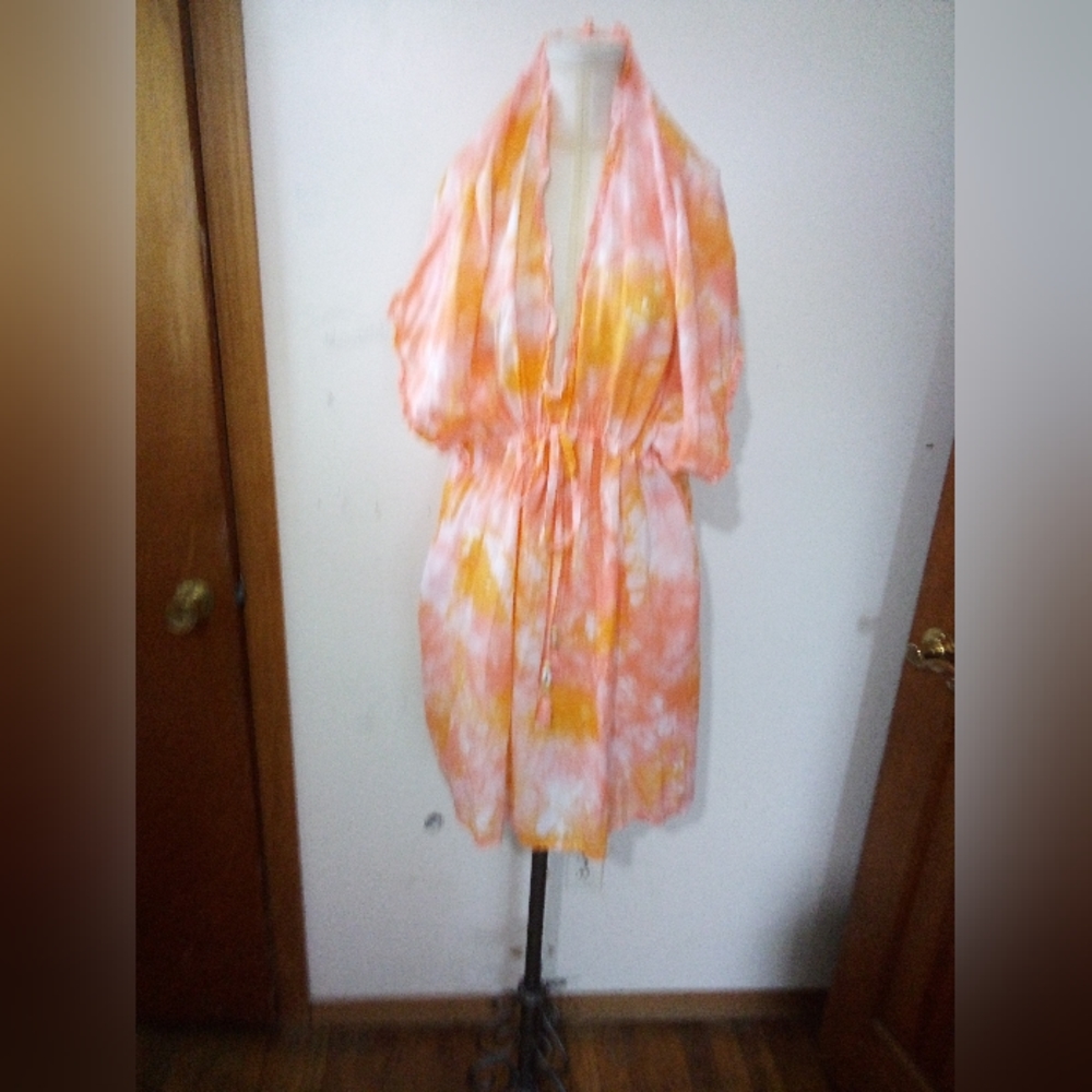 SWIMSUIT COVERUP SHADE OF PALE ORANGE ABD WHITE